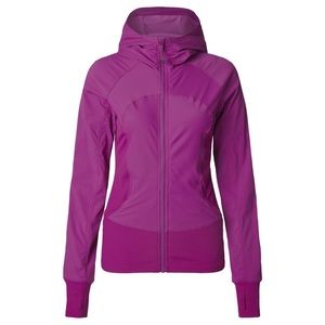 Lululemon In Flux Jacket
Regal Plum size 6